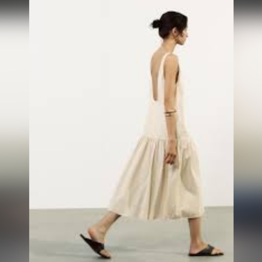 Zara Ruched Midi Dress - Picture 5 of 6
